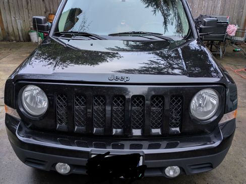 Used 2015 Jeep Patriot Sport w/ Power Value Group image 4