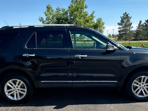 Used 2015 Ford Explorer XLT w/ Equipment Group 202A AWD/4WD image 1