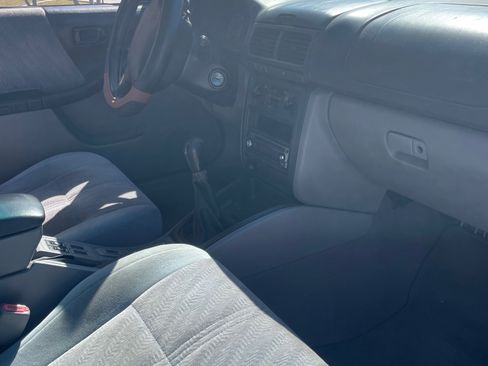 Used 2002 Subaru Forester Sport image 9