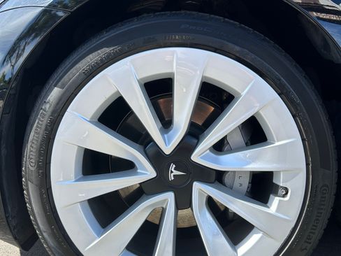 Used 2021 Tesla Model 3 Standard Range Plus image 25