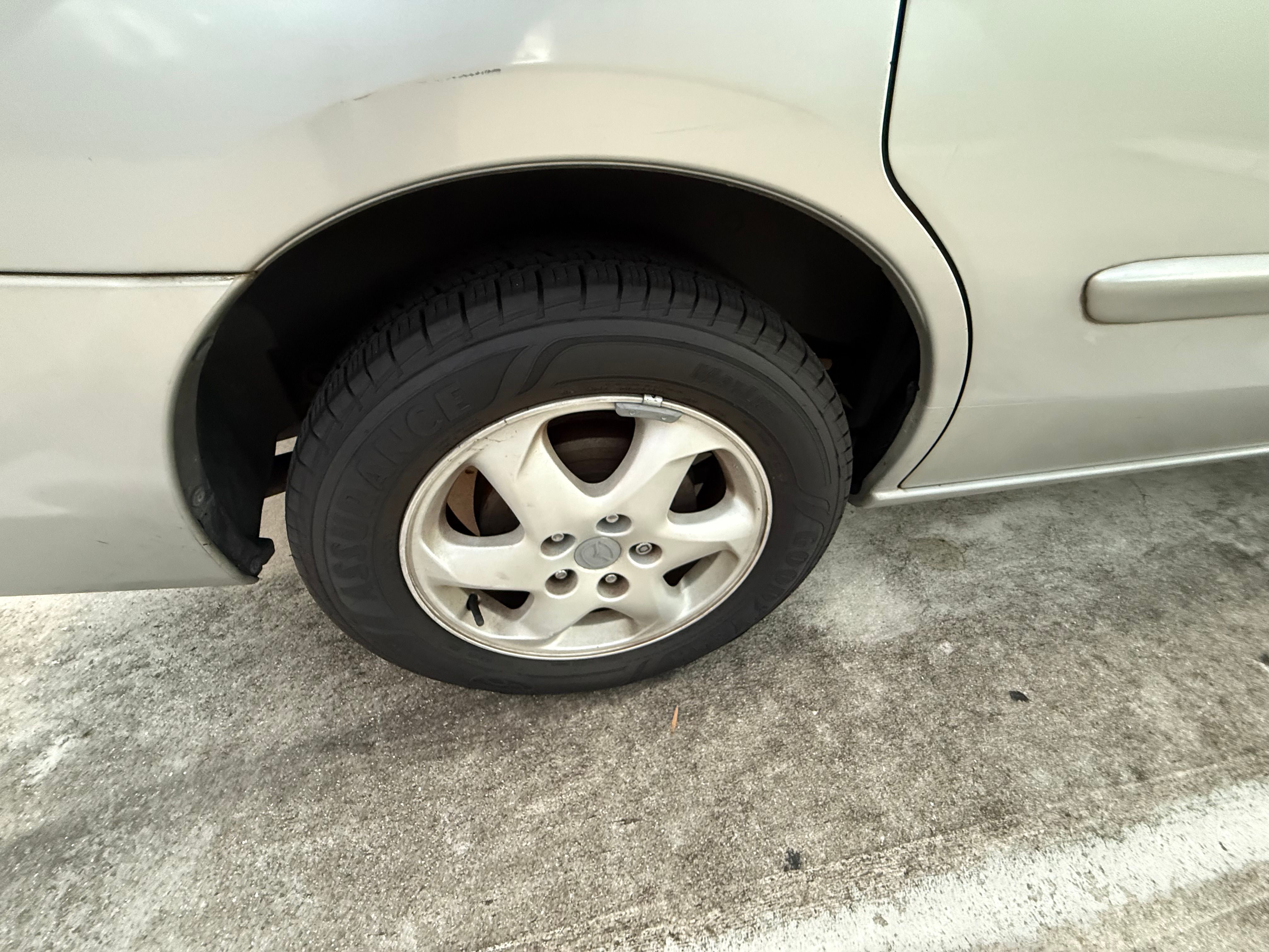 Used 2001 MAZDA MPV ES FWD image 8