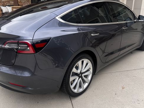 Used 2018 Tesla Model 3 Long Range image 6