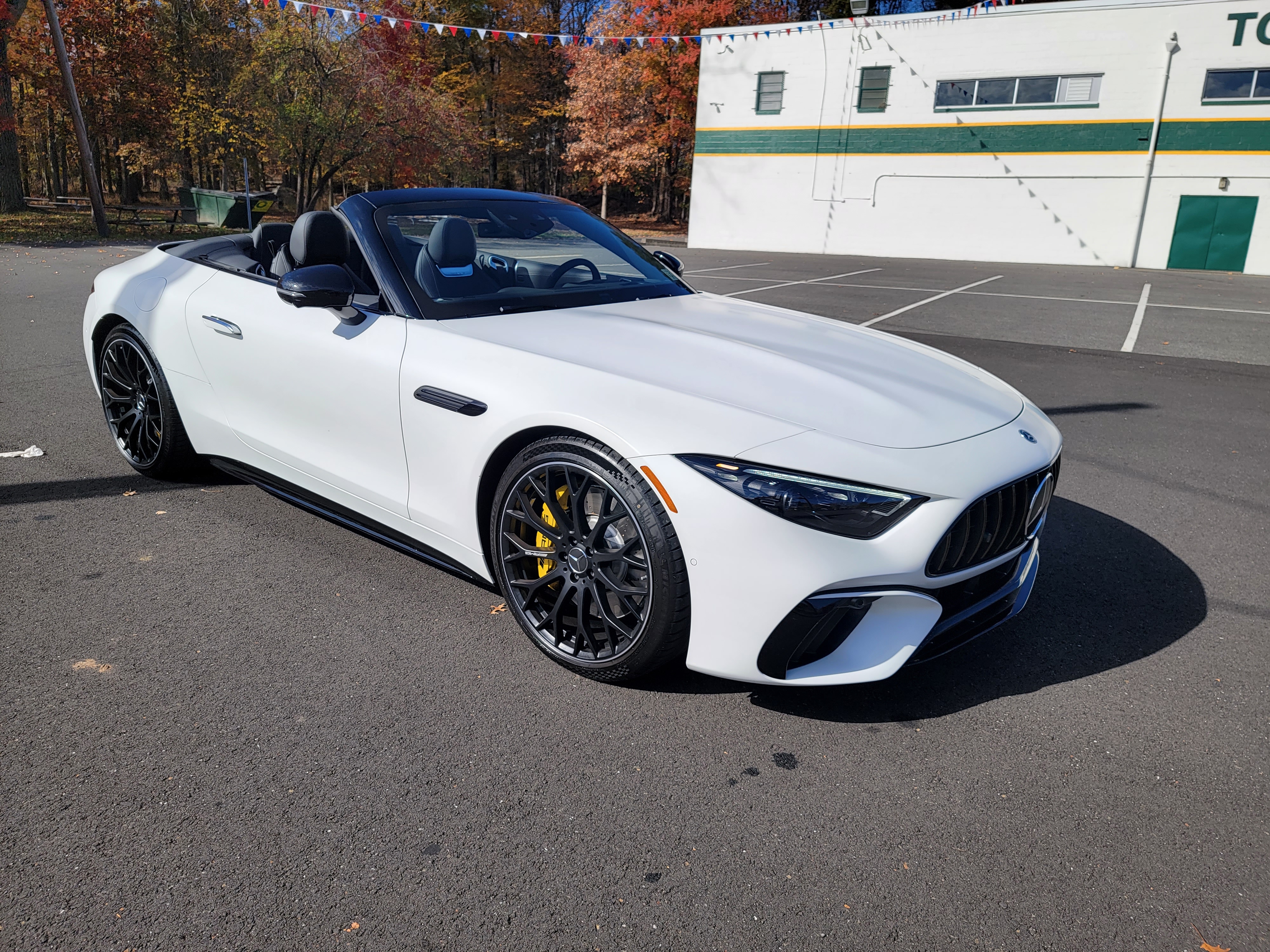 Used 2022 Mercedes-Benz SL 63 AMG 4MATIC image 2