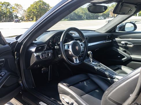 Used 2015 Porsche 911 Carrera 4S image 20