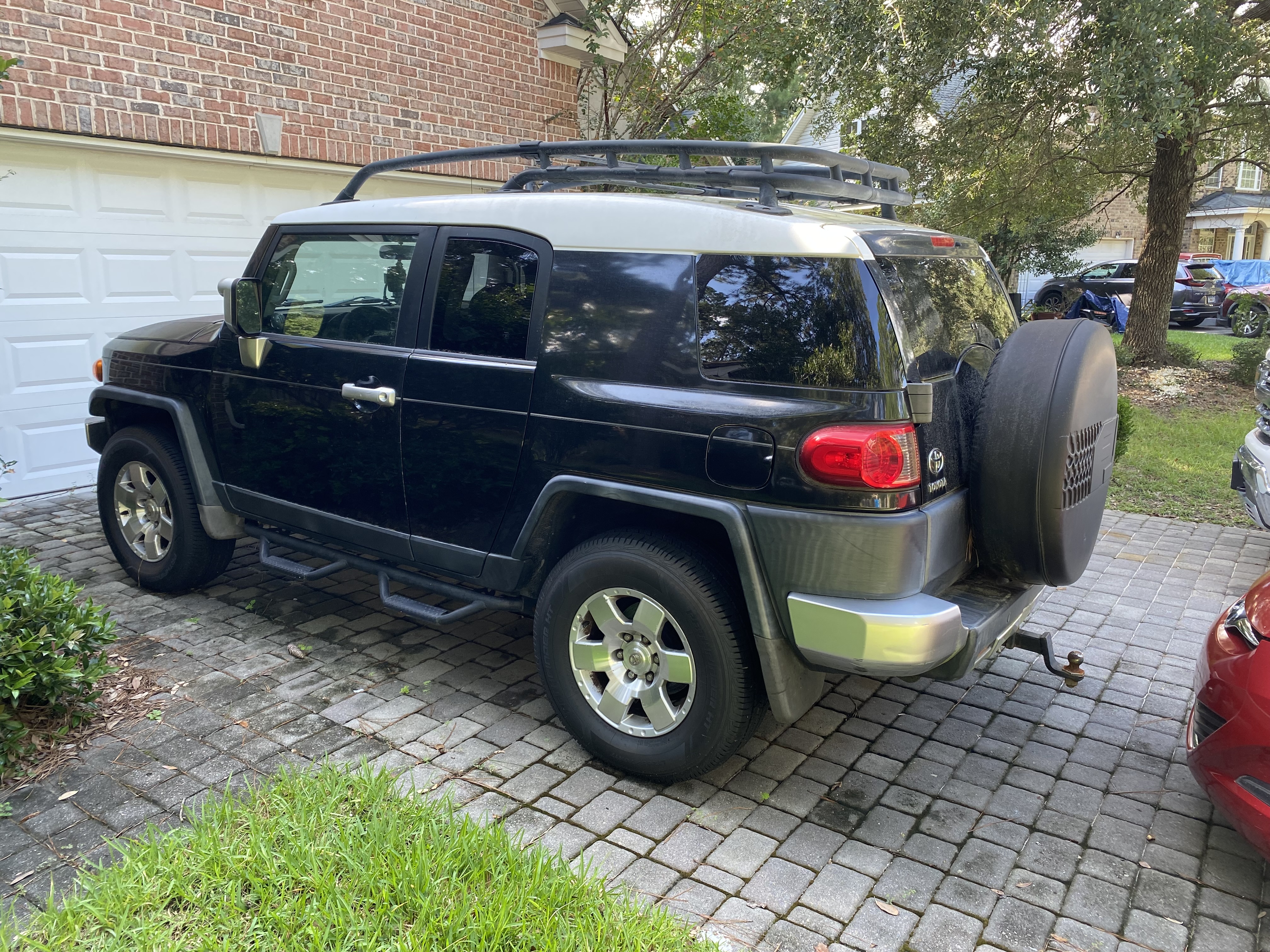 Used 2007 Toyota FJ Cruiser 2WD image 2