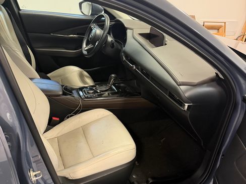 Used 2021 MAZDA CX-30 AWD 2.5 S w/ Premium Package image 6