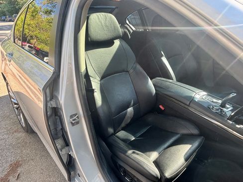 Used 2012 BMW 740i RWD image 22