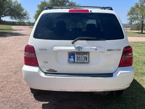 Used 2003 Toyota Highlander Limited image 12