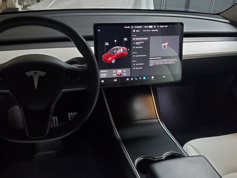 Used 2020 Tesla Model Y Performance image 20
