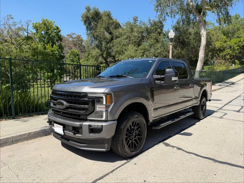 Used 2021 Ford F250 Lariat AWD/4WD image 2