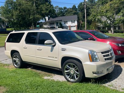 Used 2013 Cadillac Escalade ESV Premium