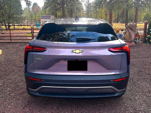 Used 2025 Chevrolet Blazer EV LT image 5