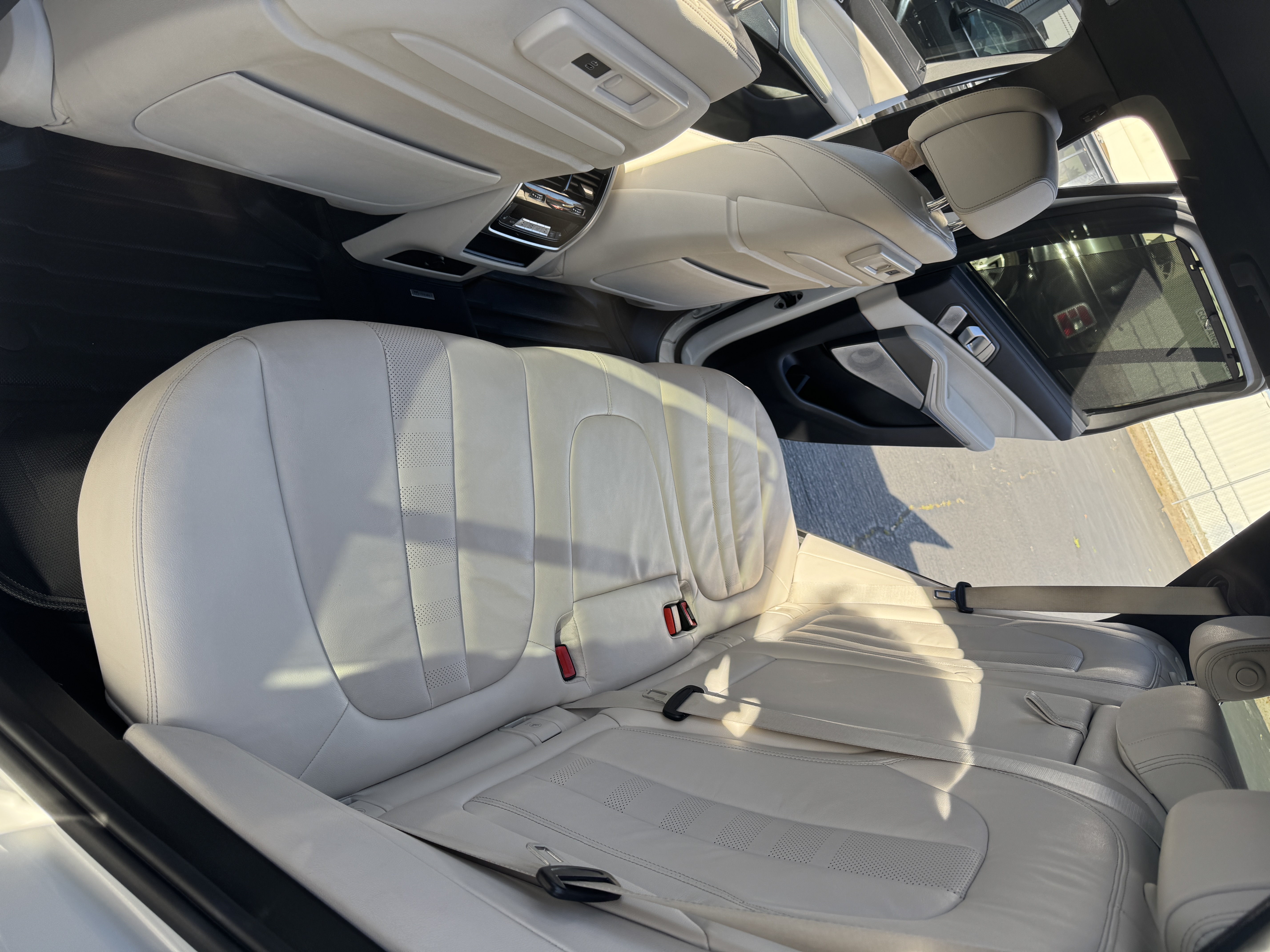 Used 2020 BMW X5 M50i w/ Executive Package AWD/4WD image 9