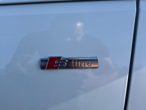 Used 2018 Audi A4 2.0T Premium Plus w/ Premium Plus Package image 10