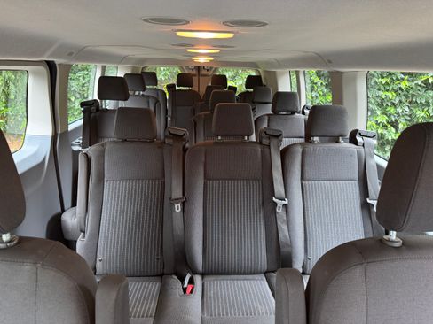 Used 2018 Ford Transit 350 XLT RWD image 23
