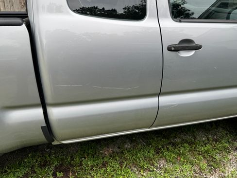 Used 2015 Toyota Tacoma PreRunner RWD image 6