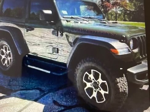 Used 2021 Jeep Wrangler Rubicon w/ Cold Weather Group image 8