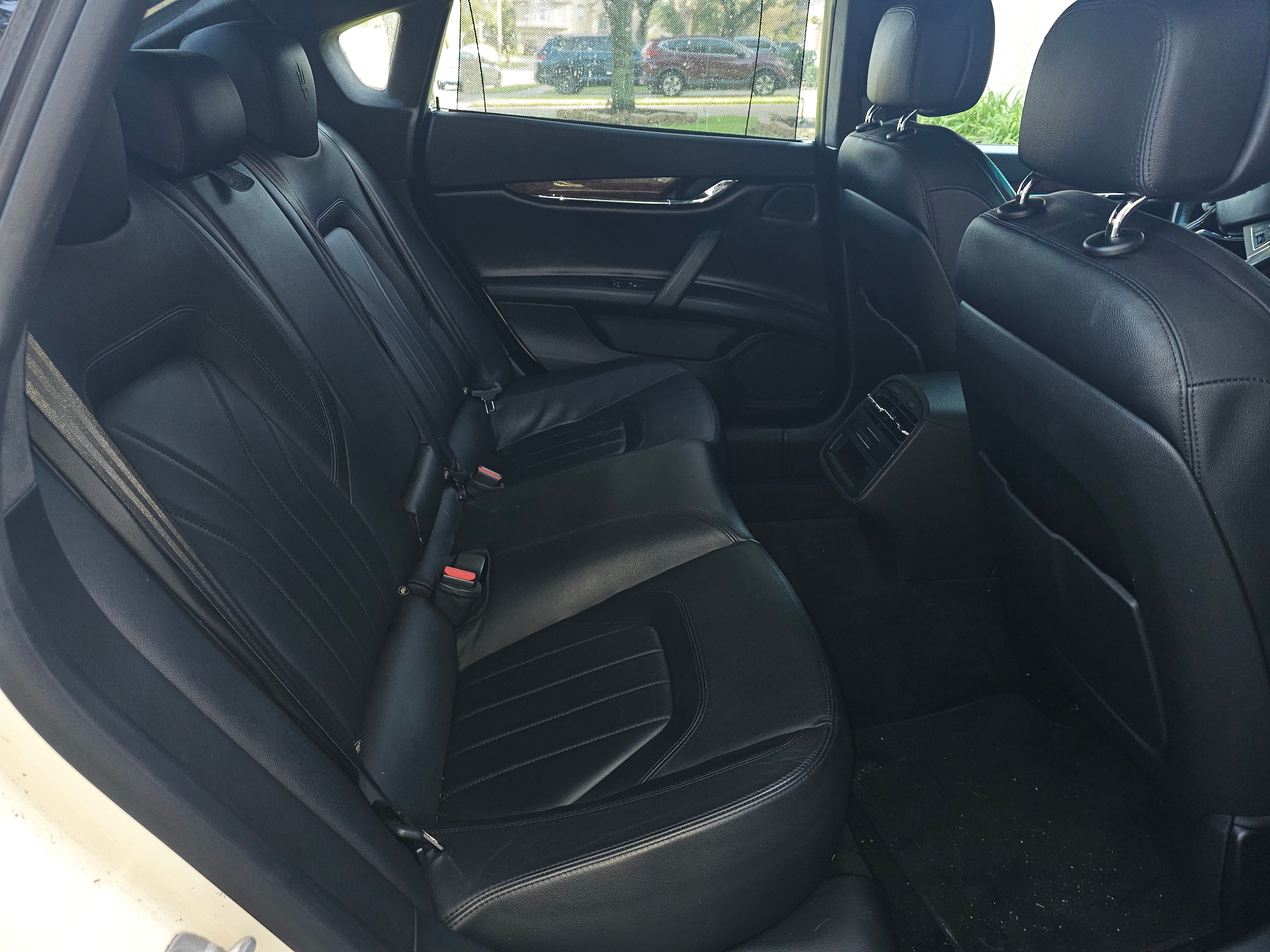 Used 2014 Maserati Quattroporte GTS RWD image 15