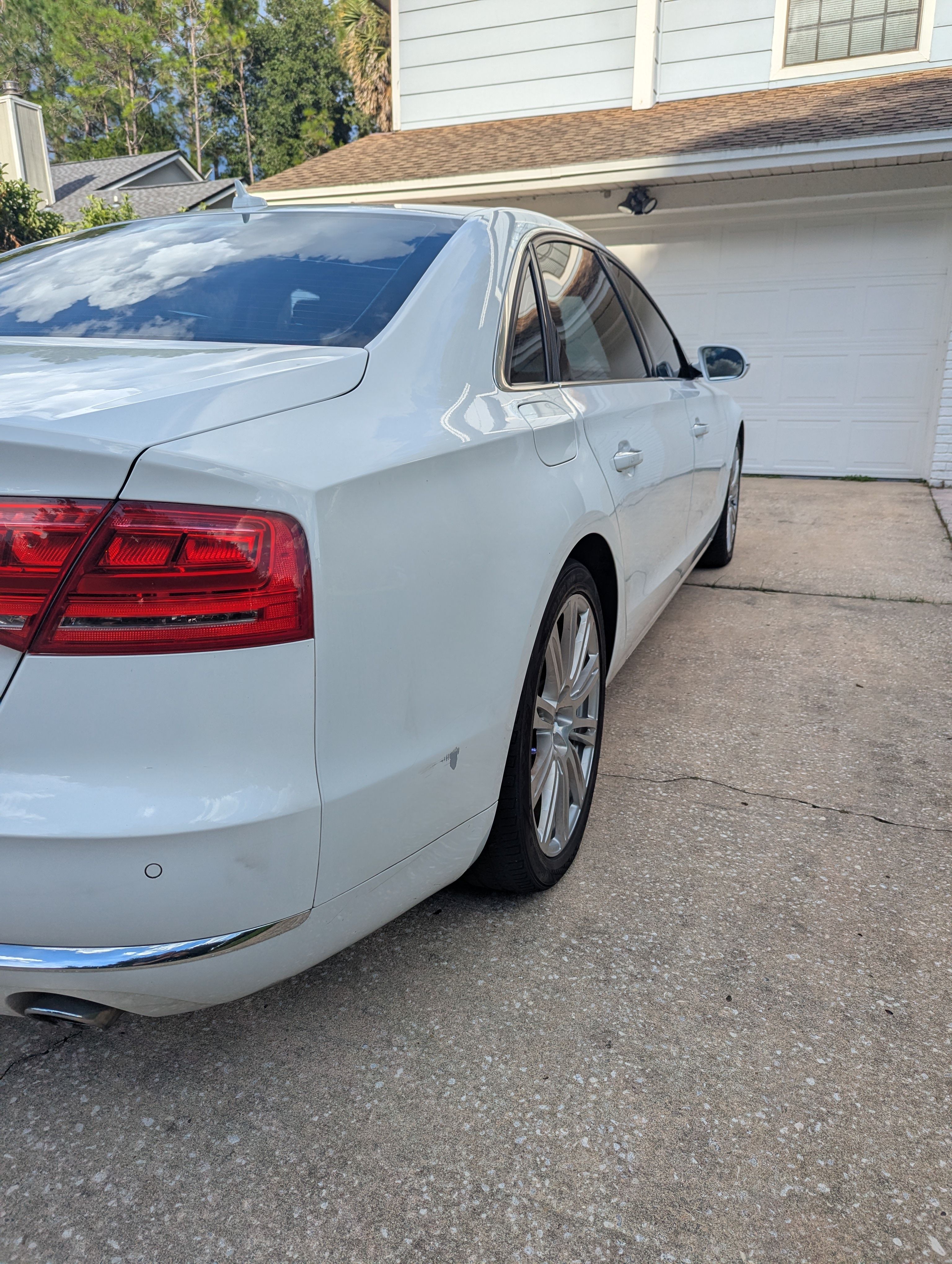 Used 2014 Audi A8 L TDI w/ Premium Package AWD/4WD image 19