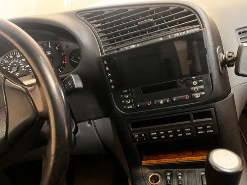 Used 1997 BMW 328i Convertible image 10