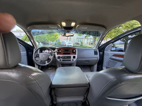 Used 2006 Dodge Ram 2500 Truck Laramie AWD/4WD image 17