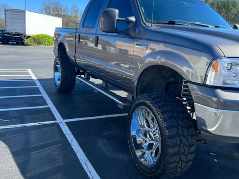 Used 2007 Ford F250 Lariat AWD/4WD image 5