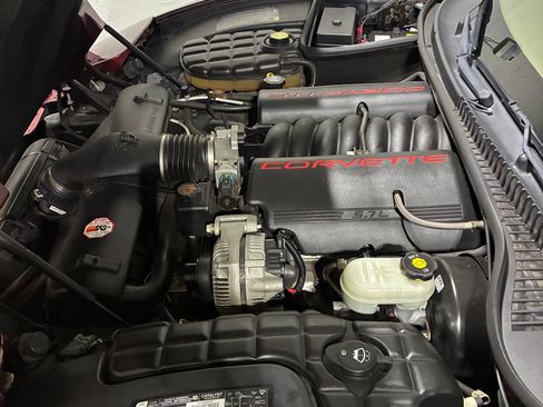 Used 2003 Chevrolet Corvette Coupe w/ Preferred Equipment Group RWD image 13