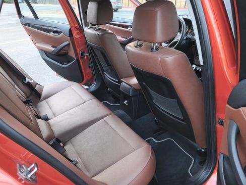 Used 2015 BMW X1 sDrive28i image 9