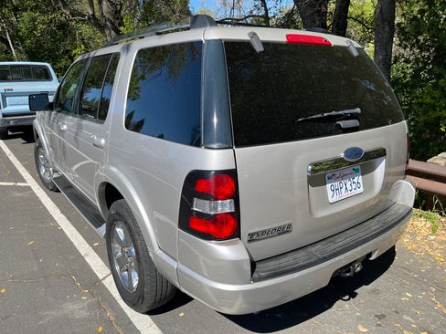Used 2006 Ford Explorer Limited image 2