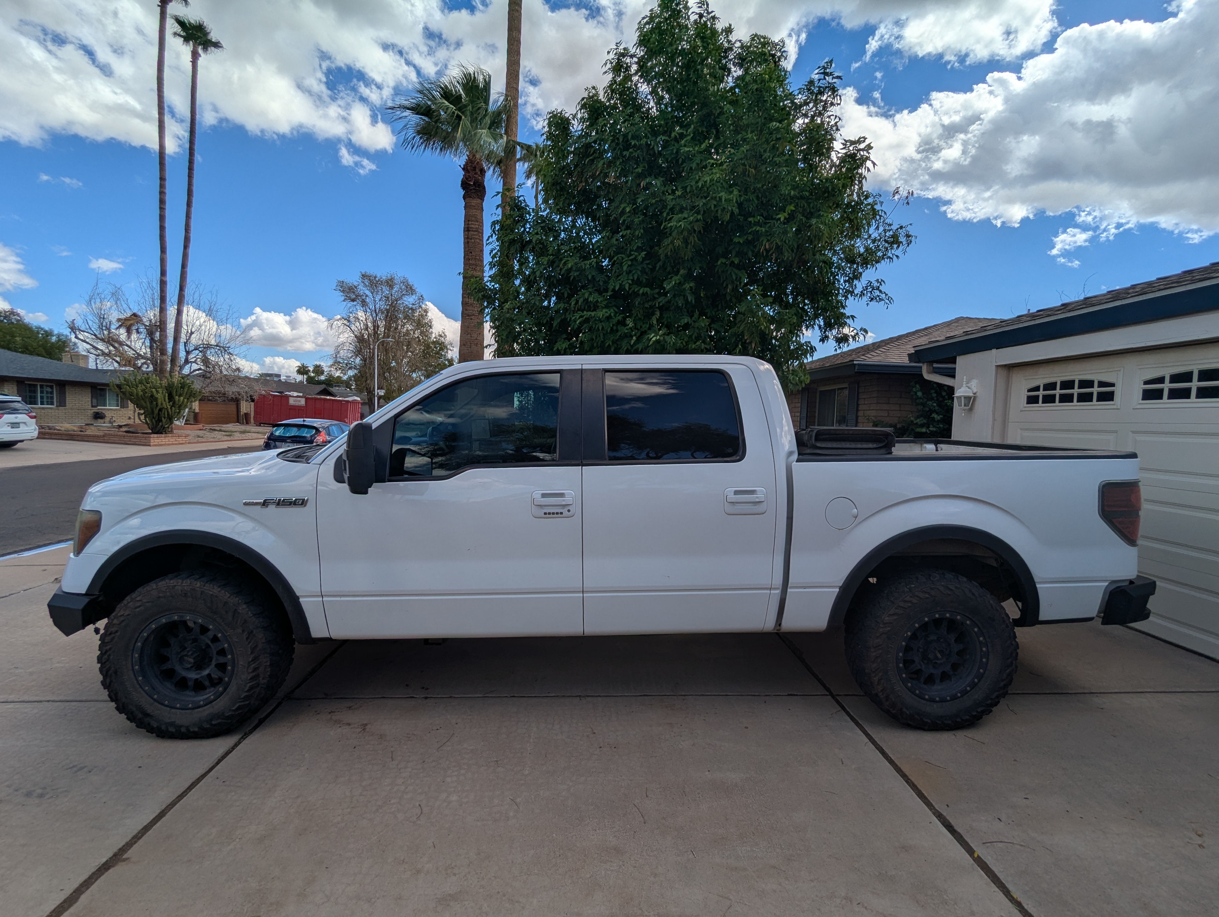 Used 2012 Ford F150 FX4 w/ FX Luxury Pkg AWD/4WD image 2