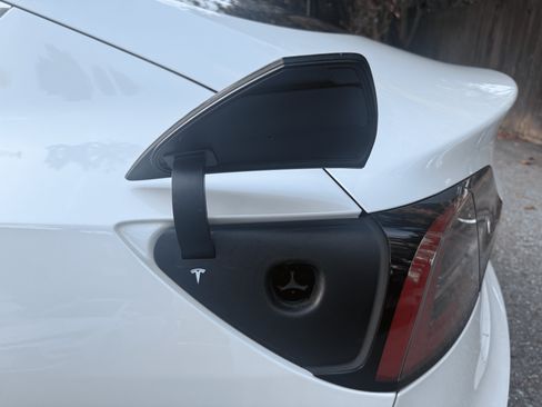 Used 2019 Tesla Model 3 Long Range AWD/4WD image 16