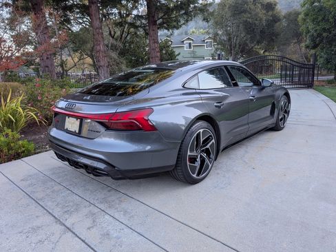 Used 2023 Audi RS e-tron GT w/ Carbon Performance Package image 20