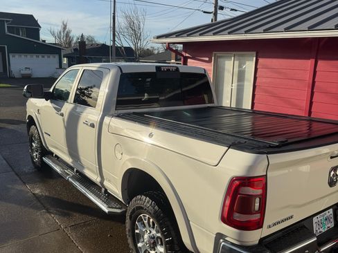 Used 2020 RAM 2500 Laramie image 5