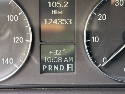 Used 2012 Mercedes-Benz G 550 image 13