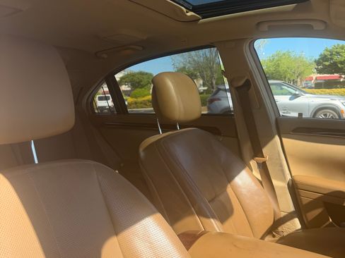 Used 2007 Mercedes-Benz S 550 4MATIC image 11