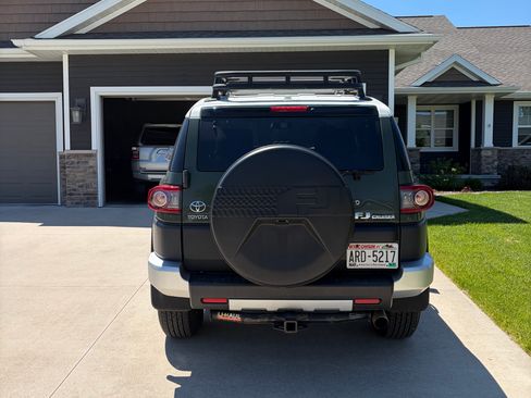 Used 2013 Toyota FJ Cruiser 4WD w/ Convenience Pkg image 5