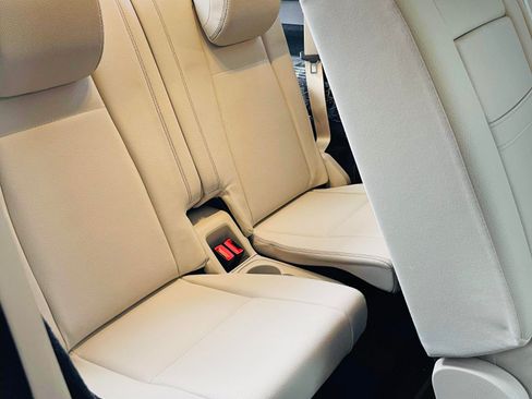 Used 2021 Mercedes-Benz GLE 350 4MATIC image 12