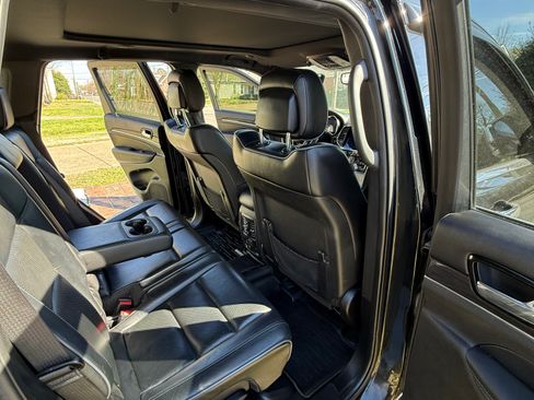 Used 2021 Jeep Grand Cherokee Overland image 14