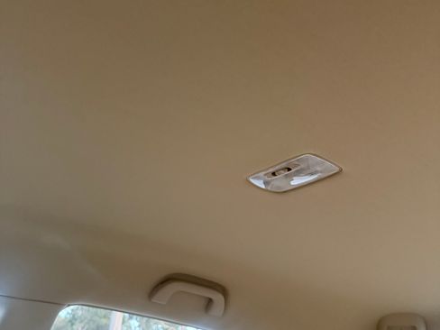 Used 2011 Honda CR-V LX image 15