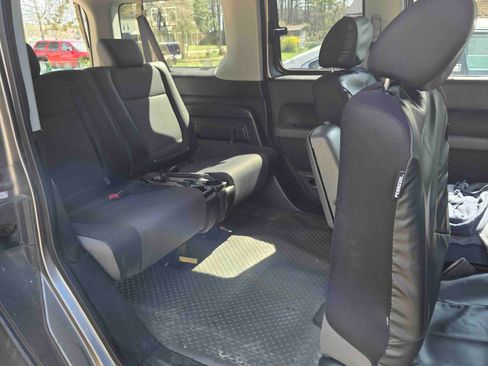 Used 2005 Honda Element EX image 8