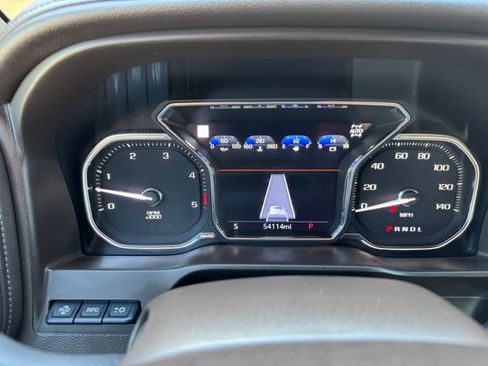 Used 2021 GMC Sierra 2500 Denali w/ Denali Ultimate Package AWD/4WD image 18