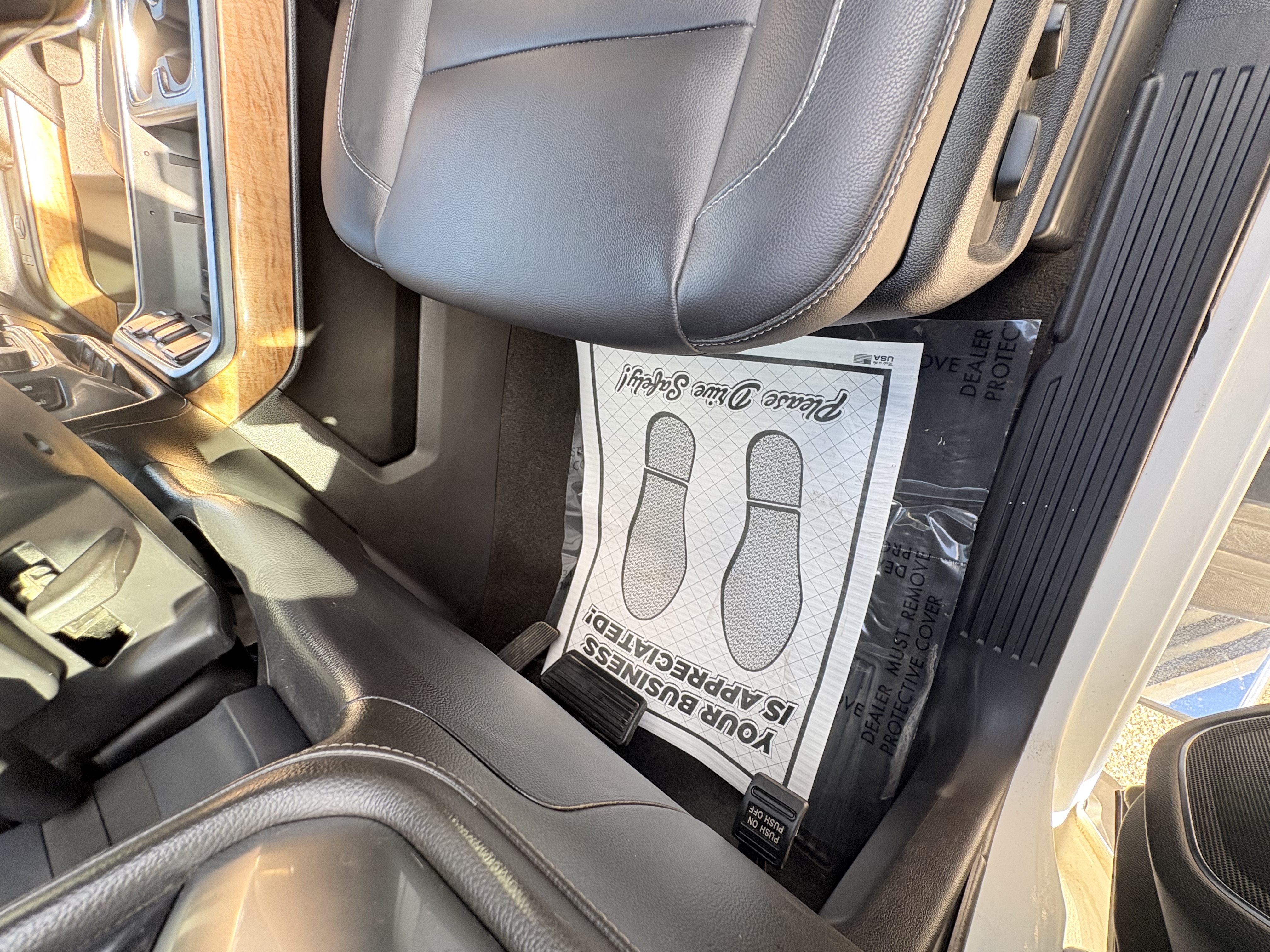 Used 2015 Chevrolet Silverado 2500 LTZ RWD image 12