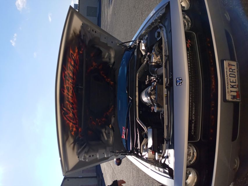 Used 2010 Dodge Challenger R/T RWD image 11
