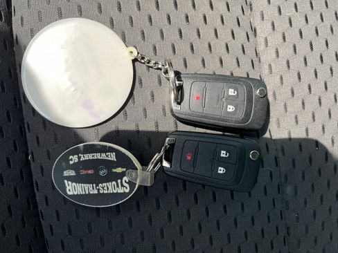 Used 2013 GMC Terrain SLE image 16