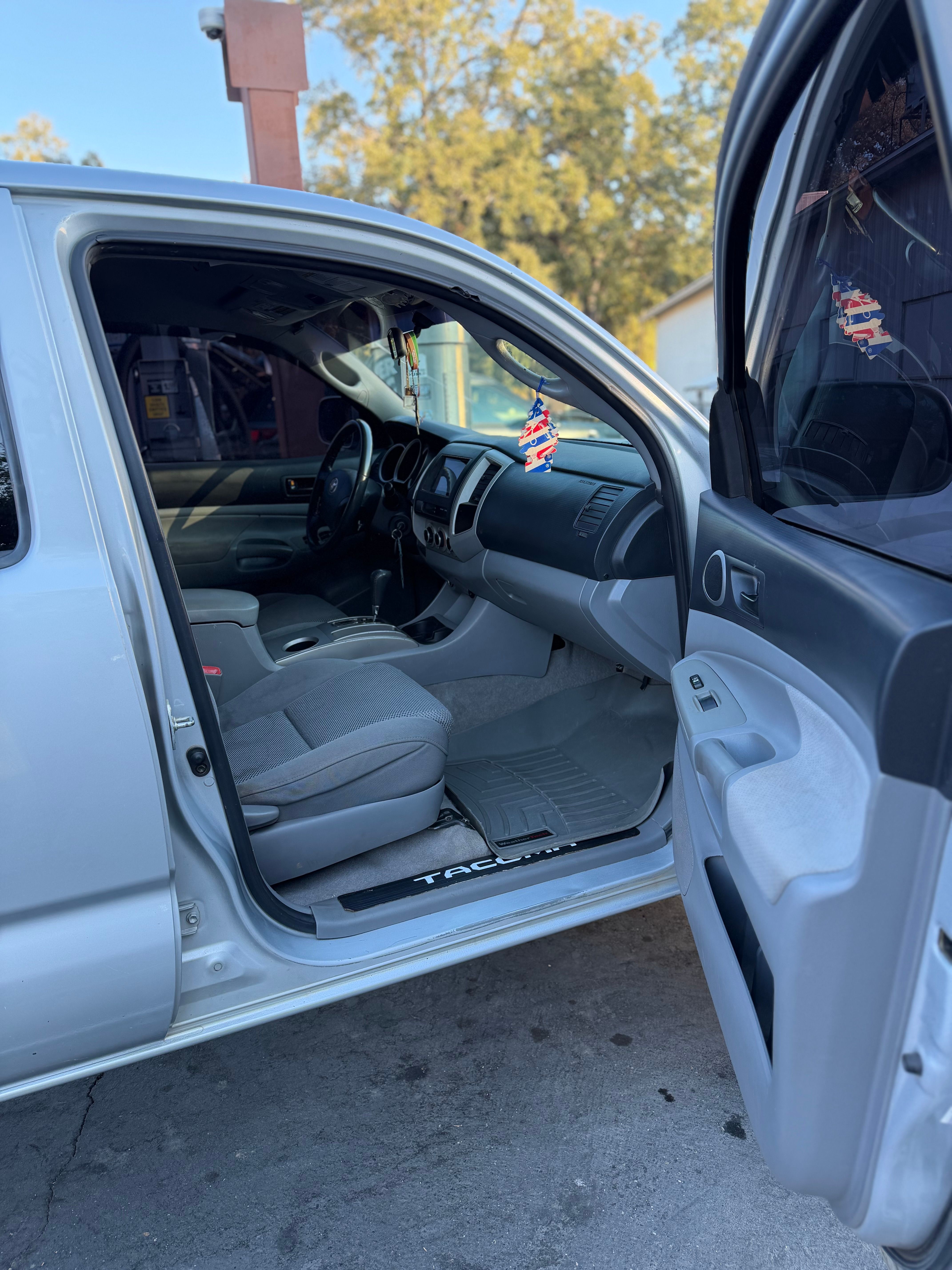 Used 2006 Toyota Tacoma 4x4 Double Cab image 11