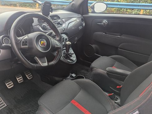 Used 2015 FIAT 500 Abarth image 8