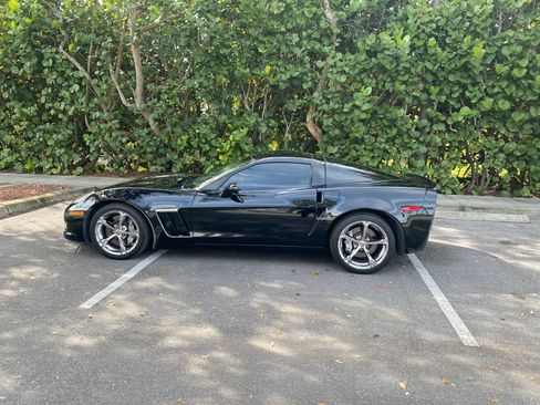 Used 2011 Chevrolet Corvette Grand Sport w/ Preferred Equipment Group image 10