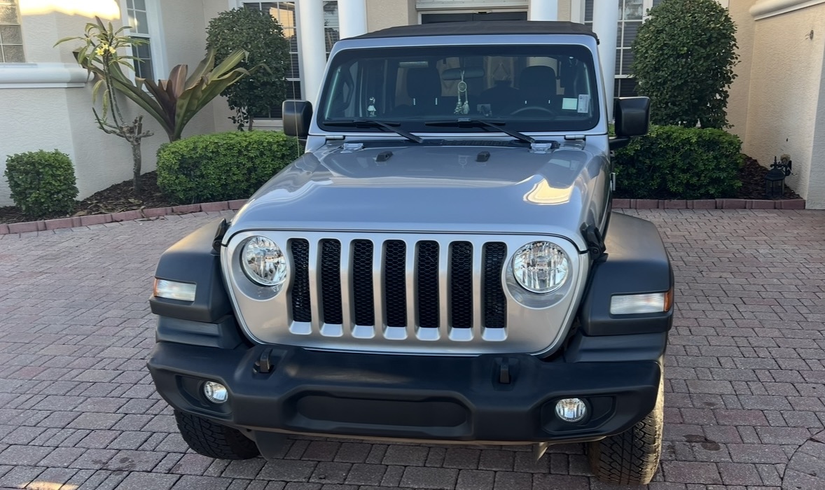 Used 2018 Jeep Wrangler Unlimited Sport S AWD/4WD image 16