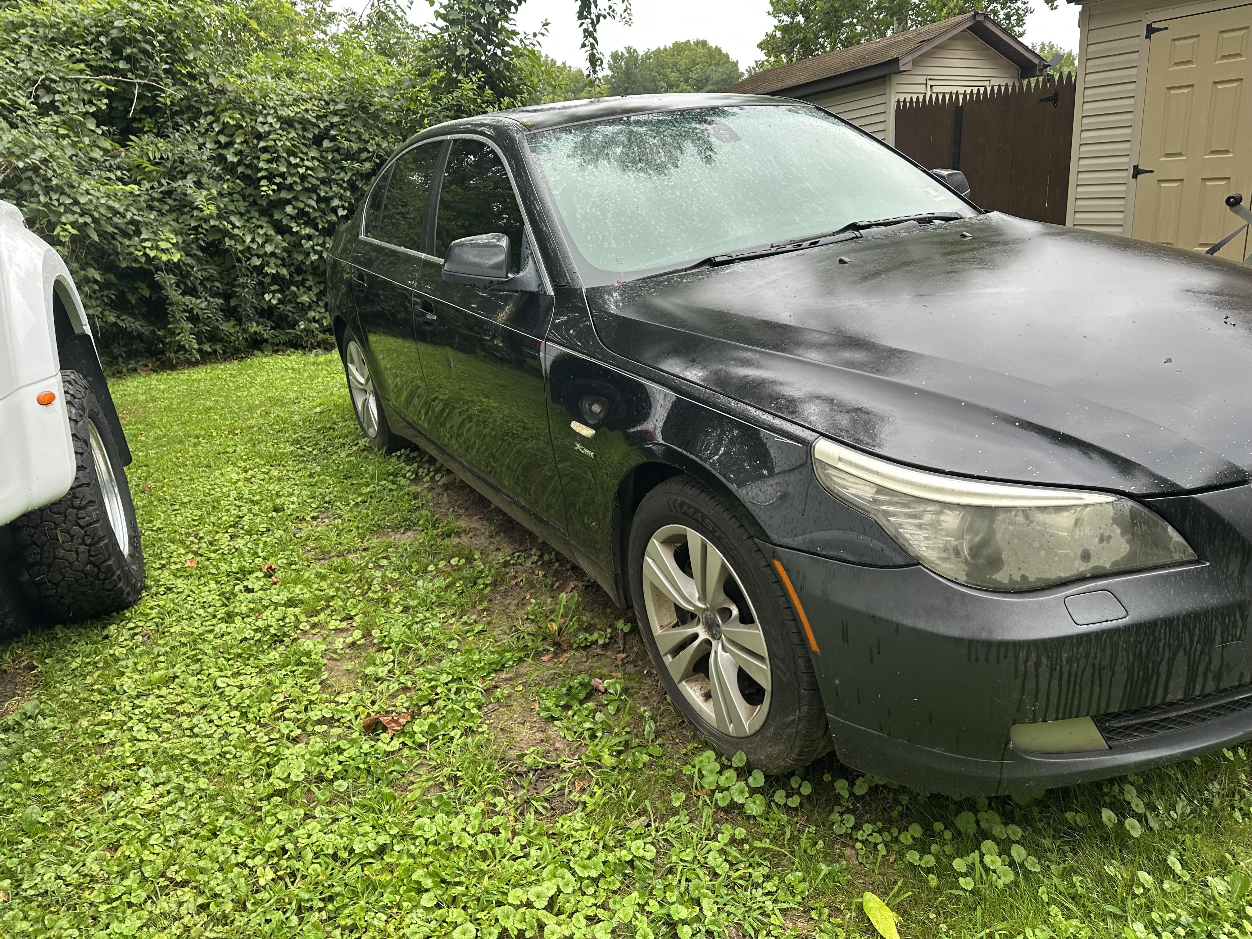 Used 2010 BMW 528i xDrive Sedan AWD/4WD image 12