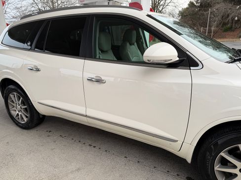 Used 2014 Buick Enclave Leather image 8